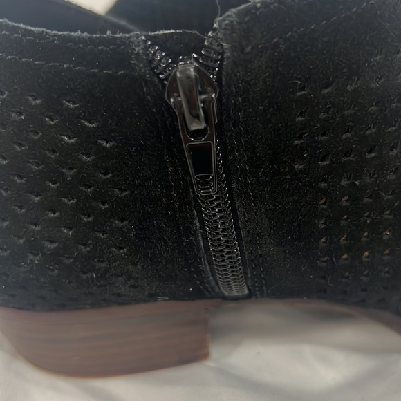 Lucky Brand ankle boot - Picture 5 of 8